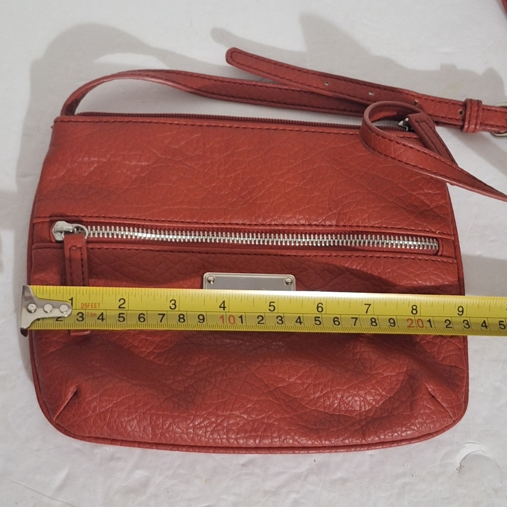 Nine West Small Faux Pebble Leather Crossbody Bag Coral Red Adjustable Strap GUC - Picture 12 of 13